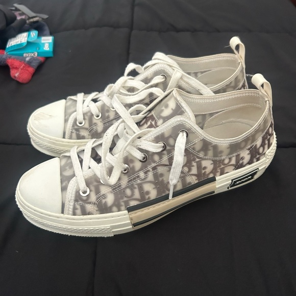 Dior Gray and White Men's Shoes - Picture 2 of 3